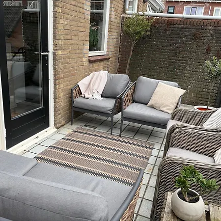 3 Bedroom In Near The And Close To Amsterdam Noordwijk