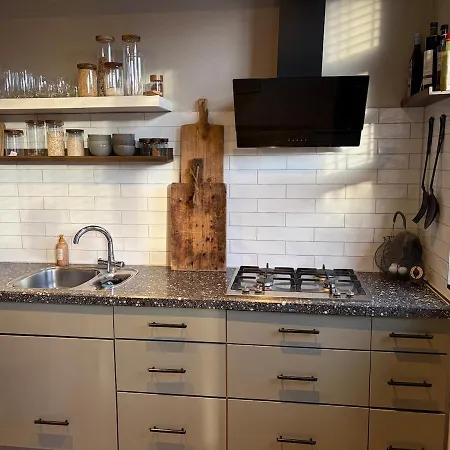 3 Bedroom In Near The And Close To Amsterdam Appartamento *